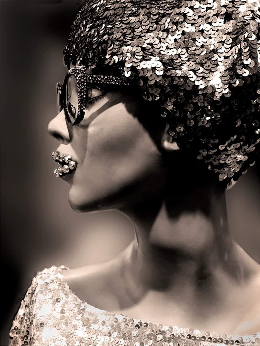 TWIZEL SWAROVSKI CRYSTAL Sunglasses