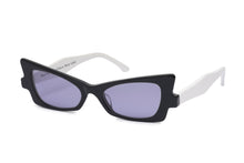 Load image into Gallery viewer, LYNX Sunglasses SMALL SIZE
