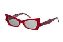 Load image into Gallery viewer, LYNX Sunglasses SMALL SIZE
