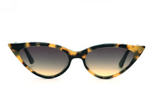 Load image into Gallery viewer, M001 Sunglasses LARGE SIZE
