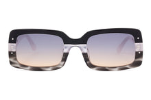 Load image into Gallery viewer, MAGNETIC CHIQUE Sunglasses
