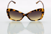 Load image into Gallery viewer, Twizel Sunglasses SALE
